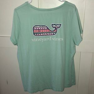 Vineyard vines teal pocket tee with whale on back